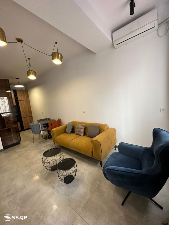 nino ramishvili st. 27 - 2 rooms