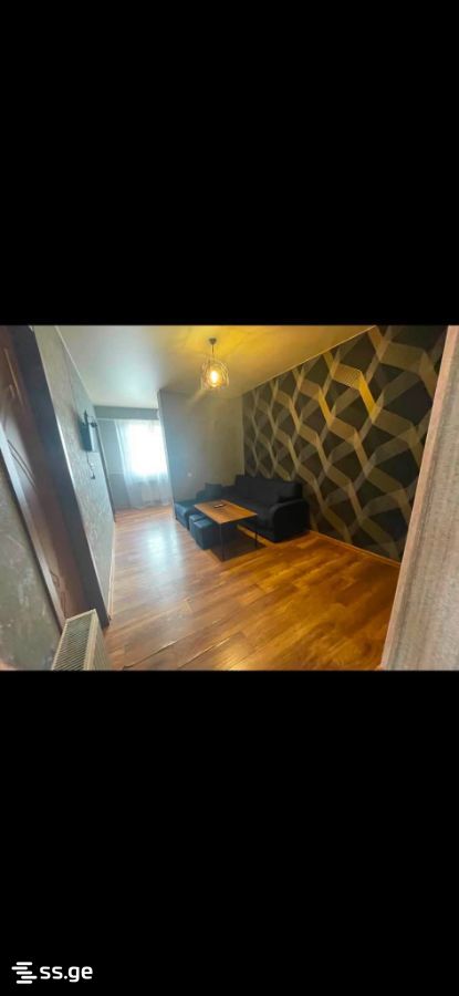 6 - 3 rooms