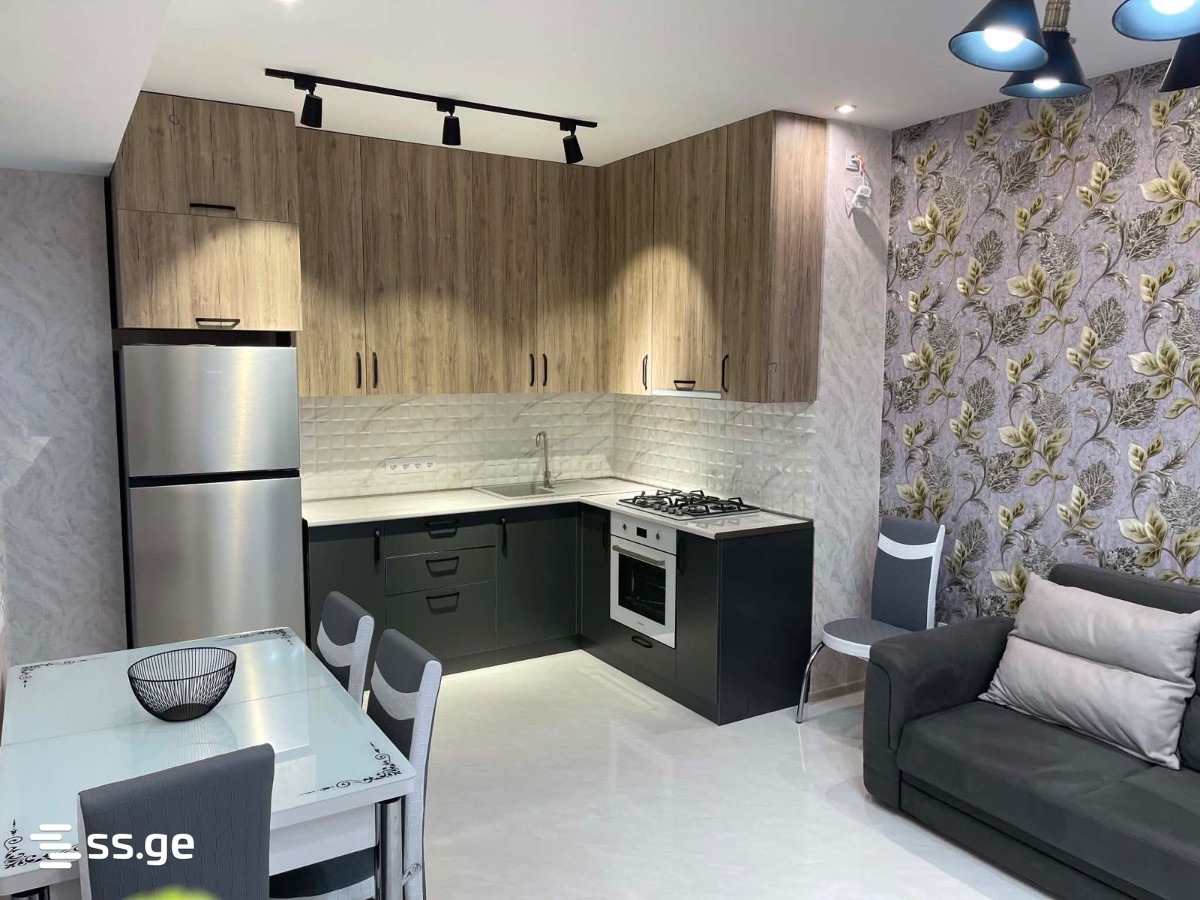 navtlugi st. 10 - 3 rooms