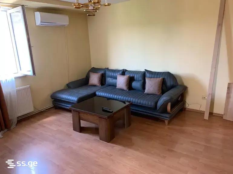 a.wereTlis avenue 0 - 3 rooms