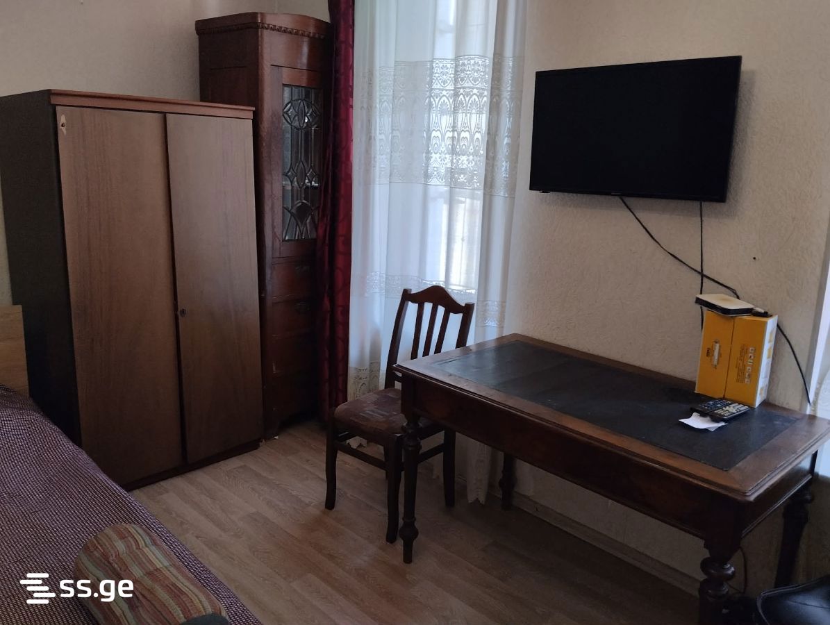 toidze st. N13 - 1 rooms