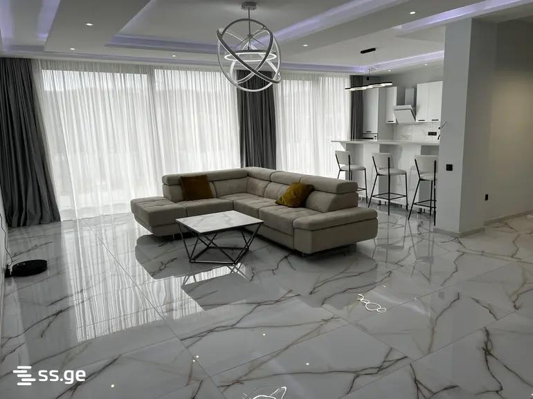 Lisi lake - 5 rooms
