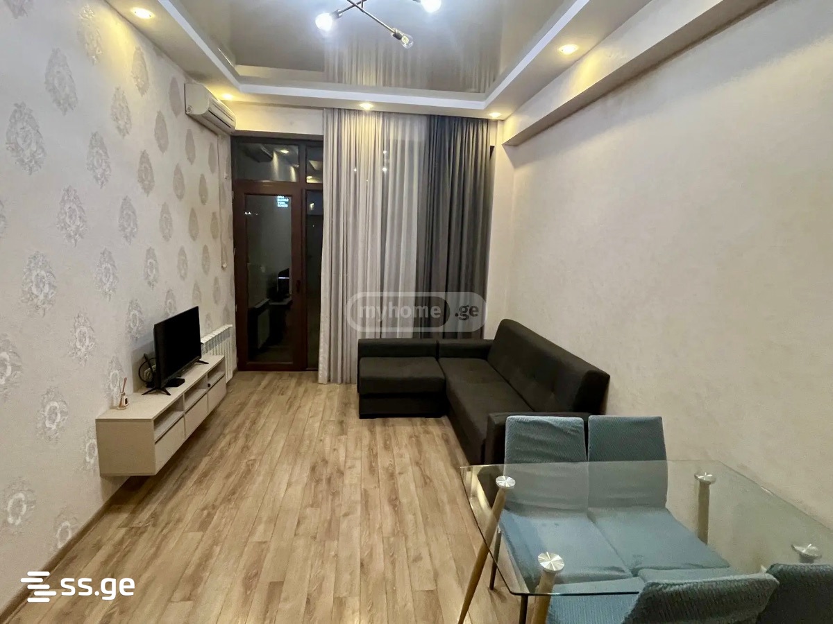 parnavaz mepe avenue 35 - 2 rooms