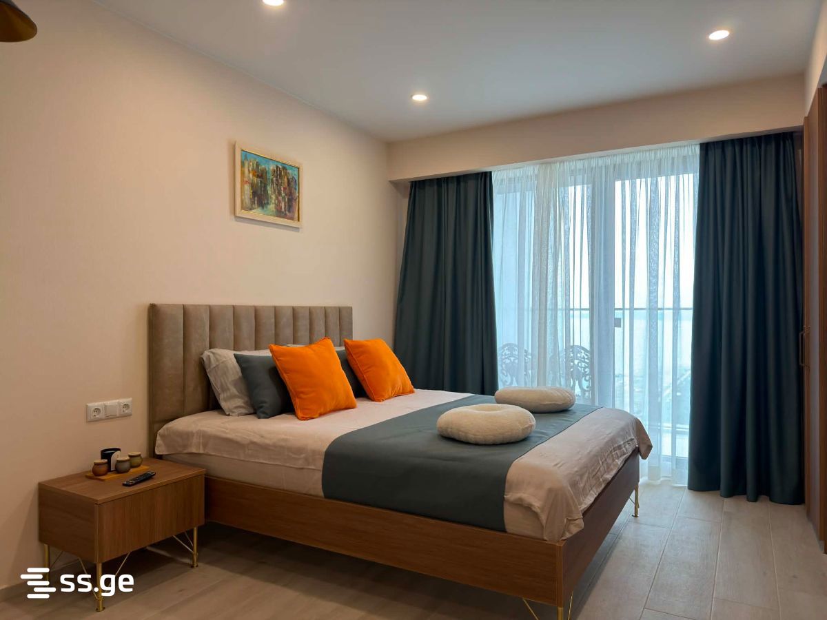 Sh. Rustaveli Ave. 42 - 1 rooms