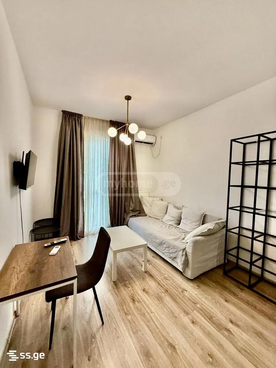 Bob walsh st. - 2 rooms