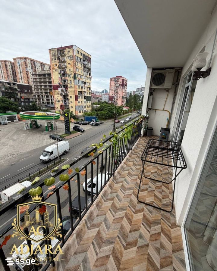 Leonidze st. 17 - 3 rooms