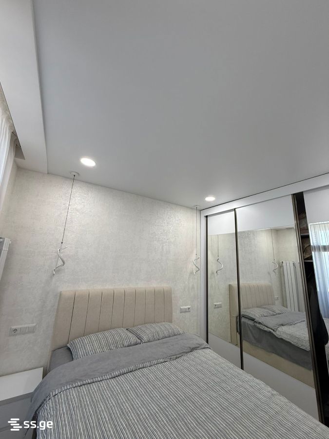5 - 2 rooms