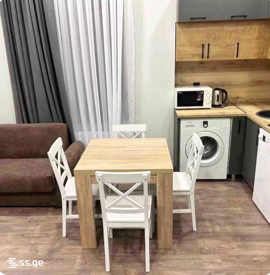 4/51 - 2 rooms