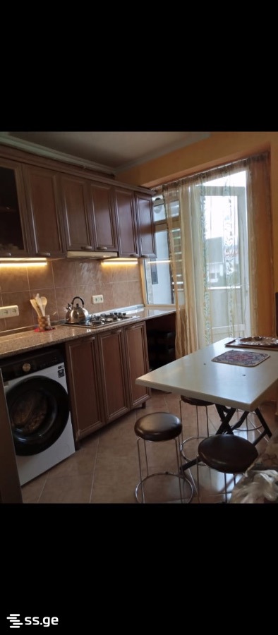 Sh. Rustaveli Ave. 10 - 2 rooms