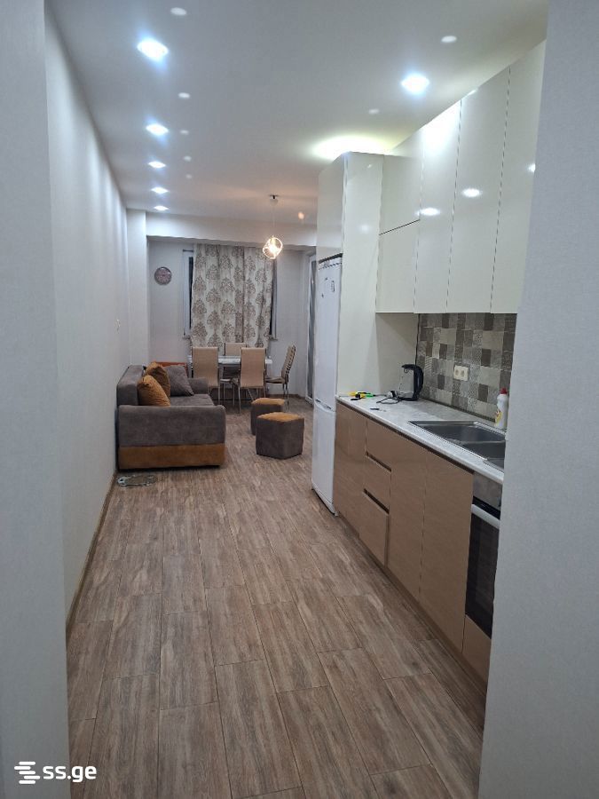 petre imeri st. 7 - 3 rooms