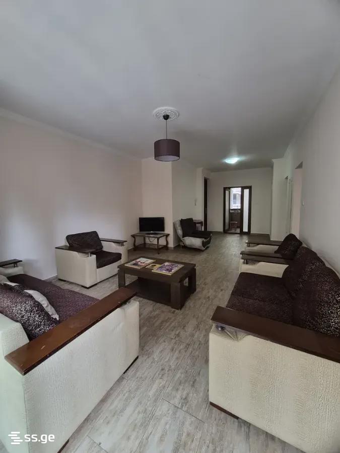 kupradze st. 72 - 4 rooms