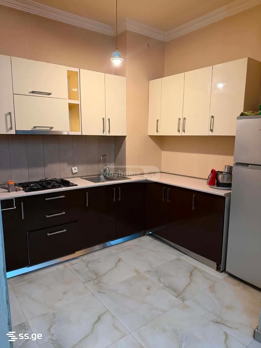 mirotadze st. 8 - 3 rooms