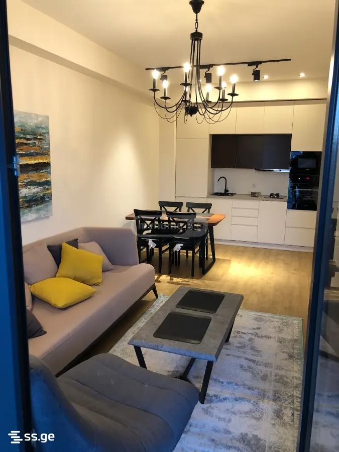 Avalishvili st. 8 - 2 rooms