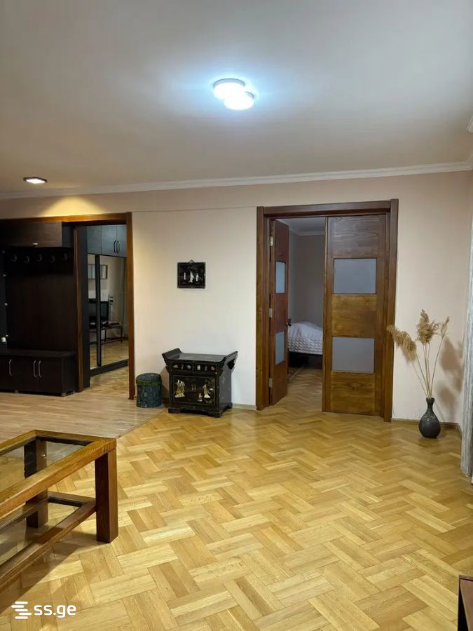 Akhmeteli st. - 5 rooms