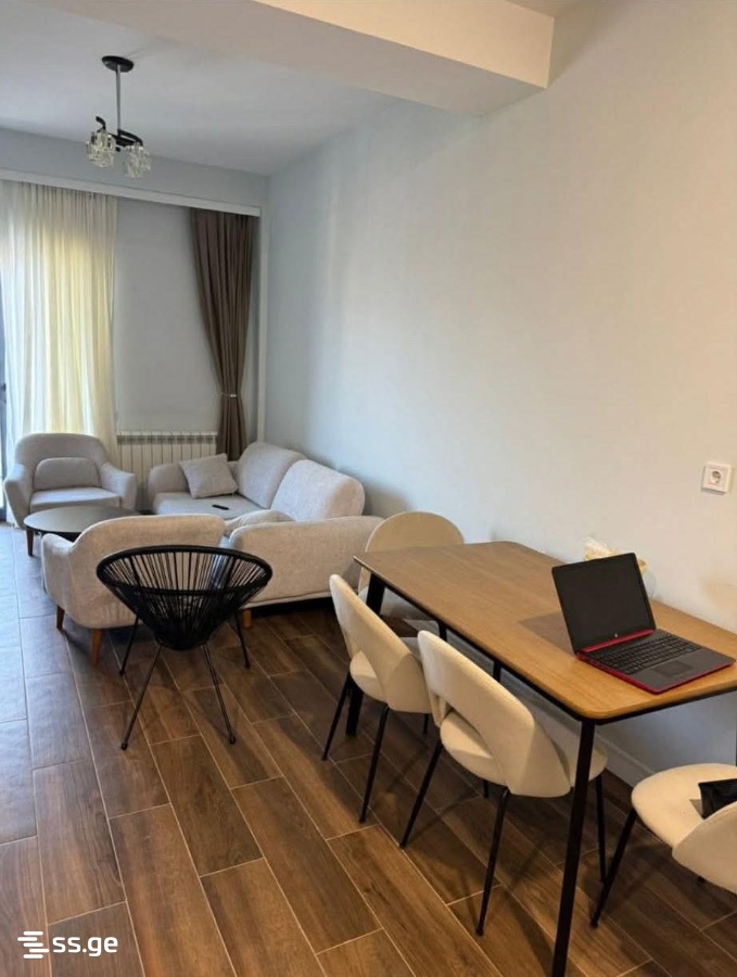 mirckhulava st. 9 - 3 rooms
