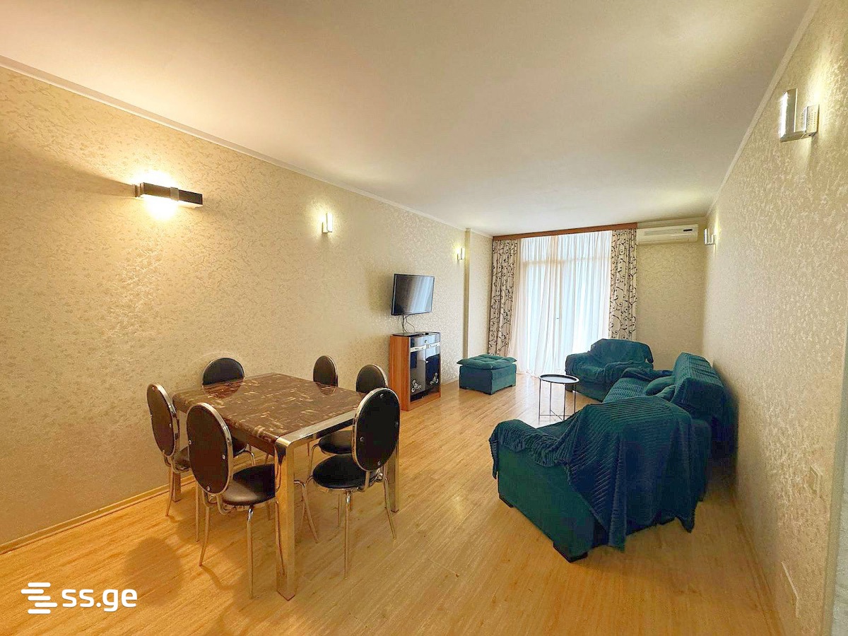 4 - 2 rooms