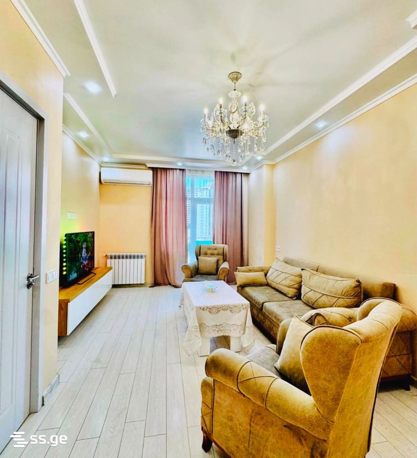 Bagrationi str. 163 - 4 rooms