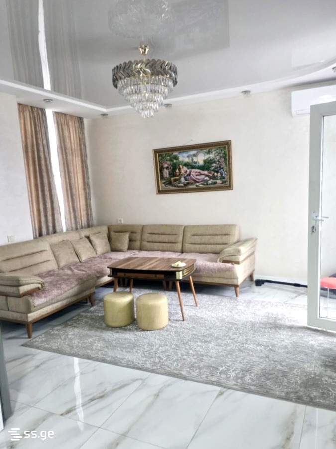 13 - 4 rooms