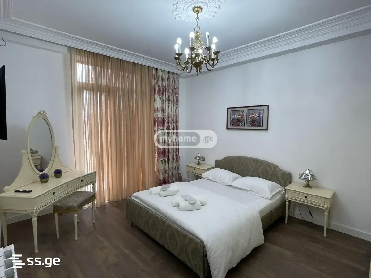 19 - 3 rooms