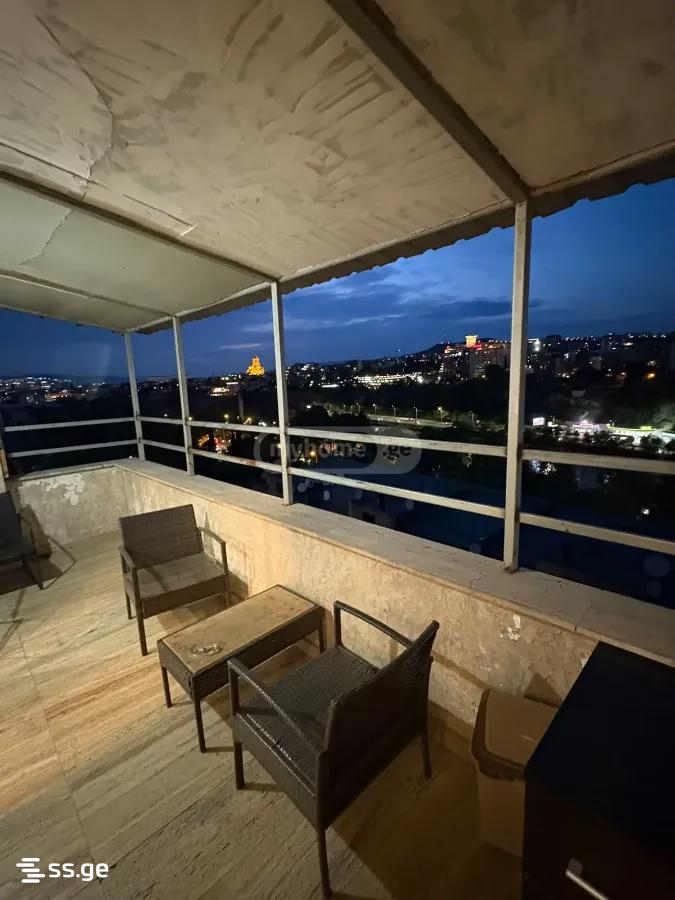 Vezirovi st. 16 - 3 rooms