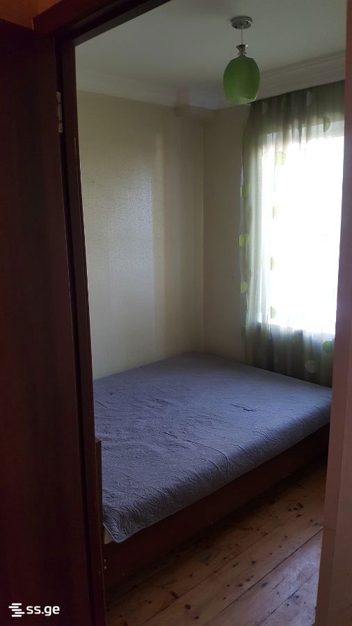 3 - 2 rooms