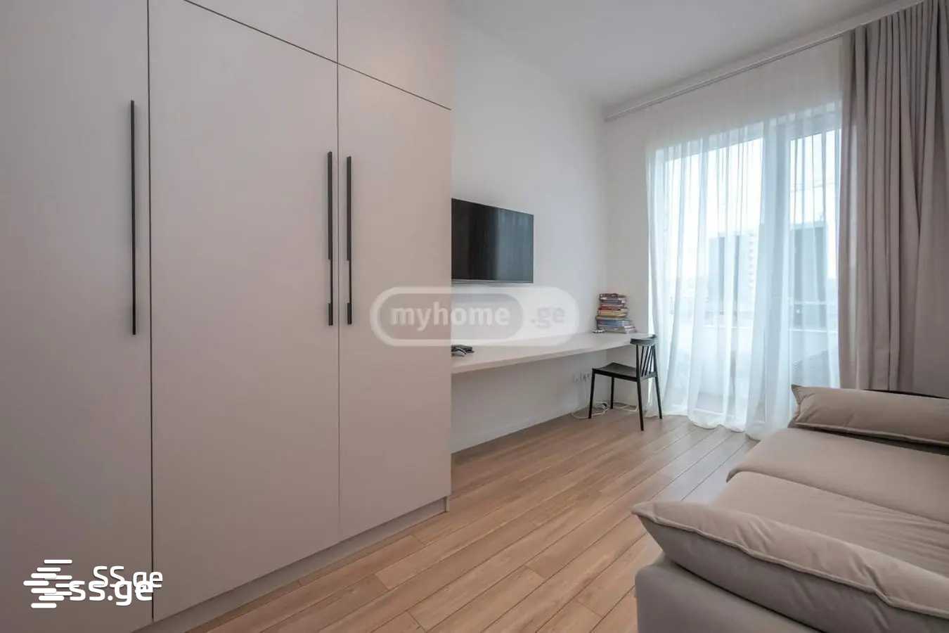 i. abashidze st. 81 - 7 rooms