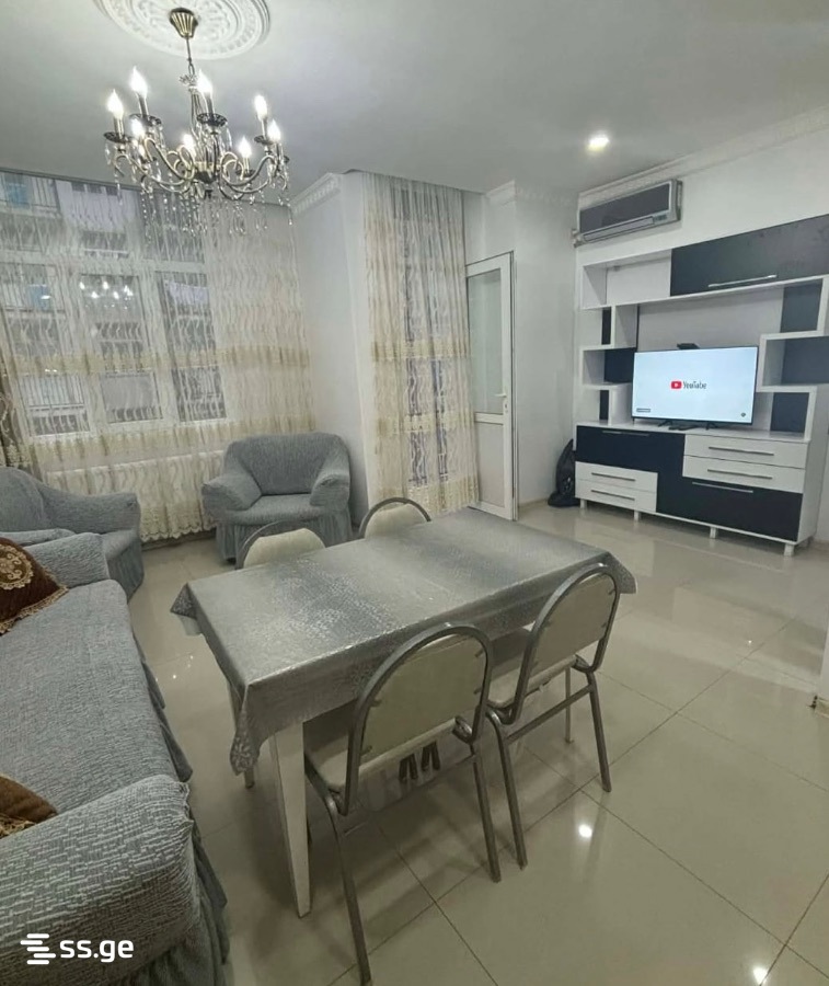 8 - 2 rooms