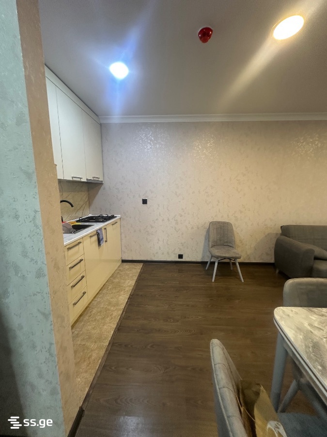 1 - 2 rooms