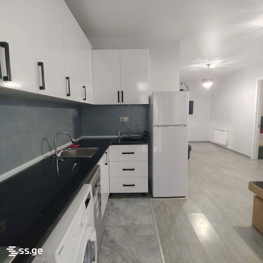 3 - 3 rooms