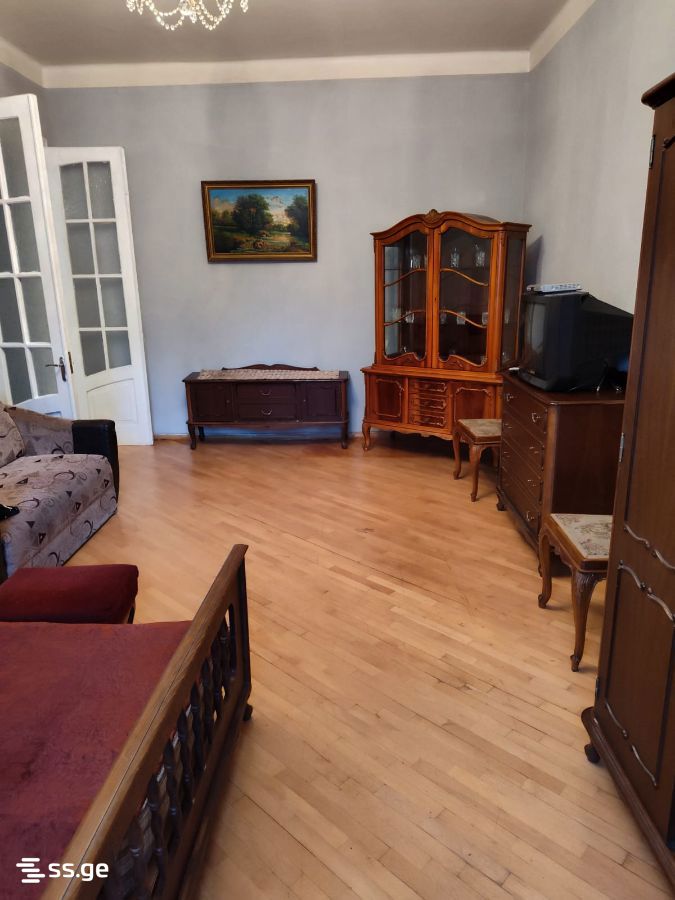 d. gamrekeli st. 10 - 1 rooms