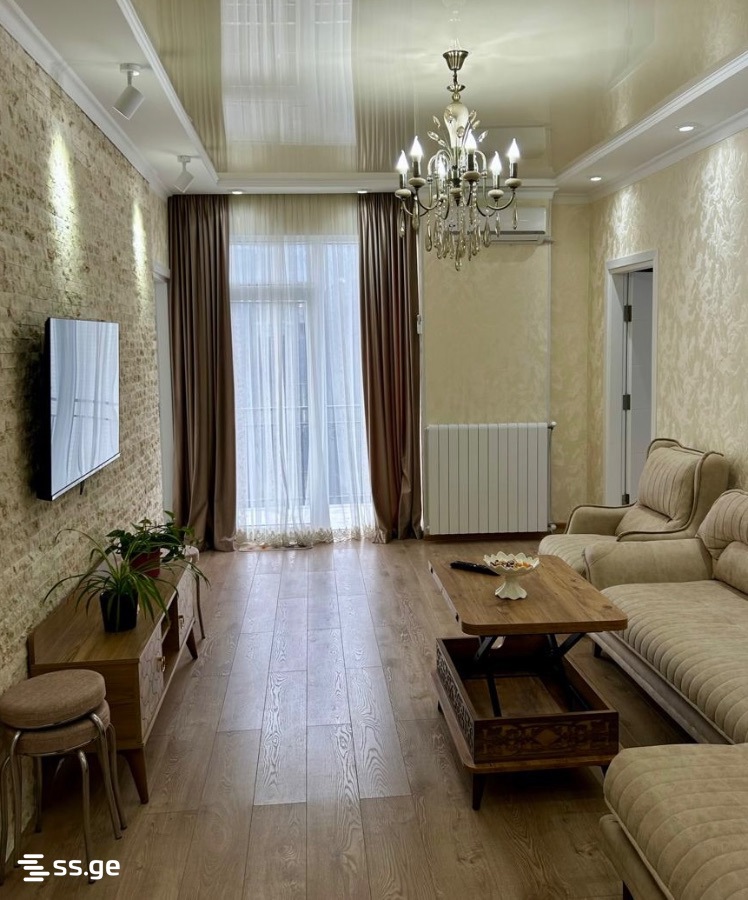 Leonidze st. 17 - 3 rooms