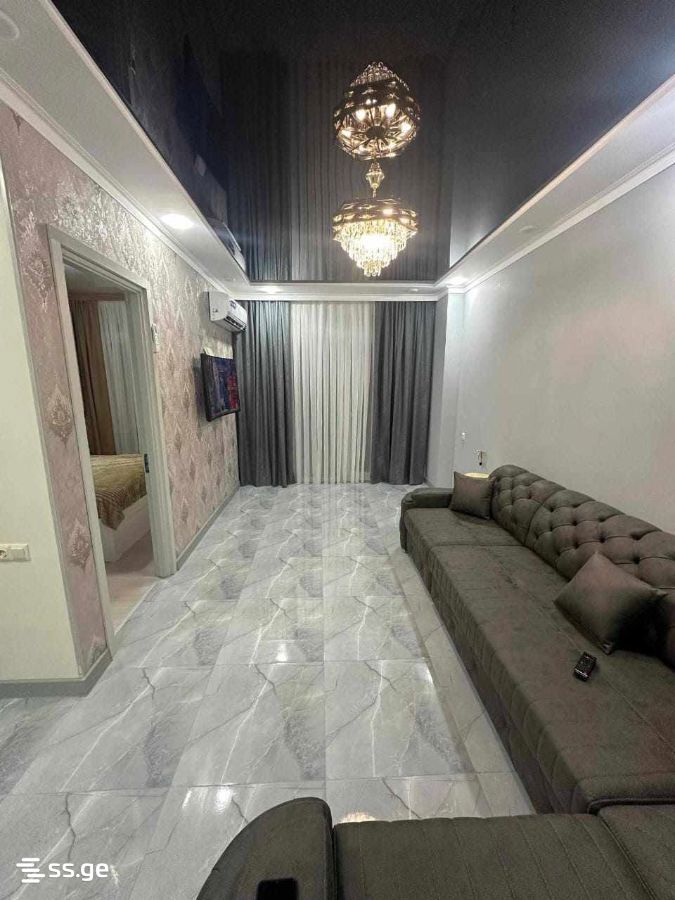 25 - 3 rooms