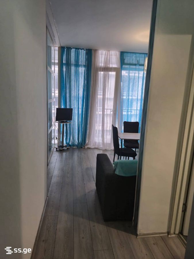 Khimshiashvili st. 4 - 2 rooms