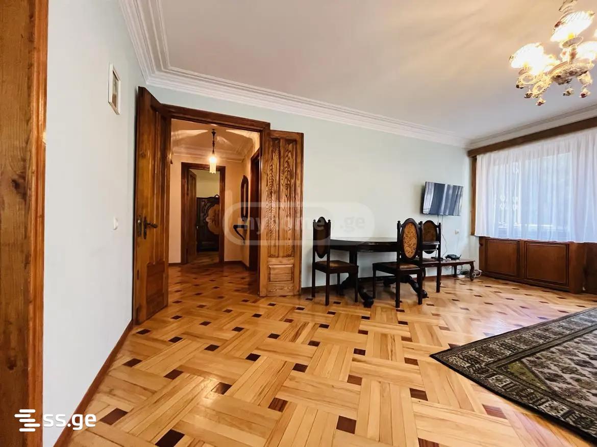 B. Zghenti St. 71 - 4 rooms