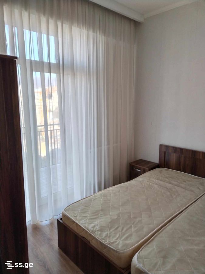 Shengelia st. 16 - 4 rooms