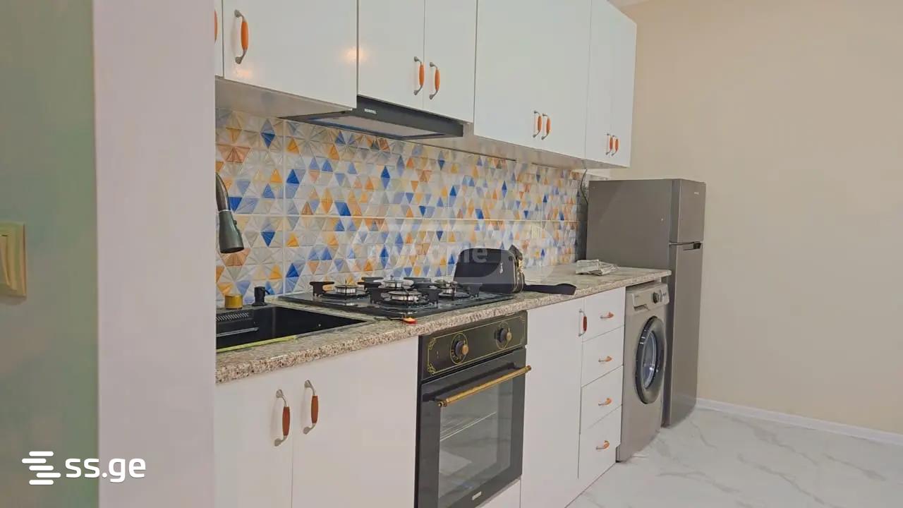 Bob walsh st. - 2 rooms