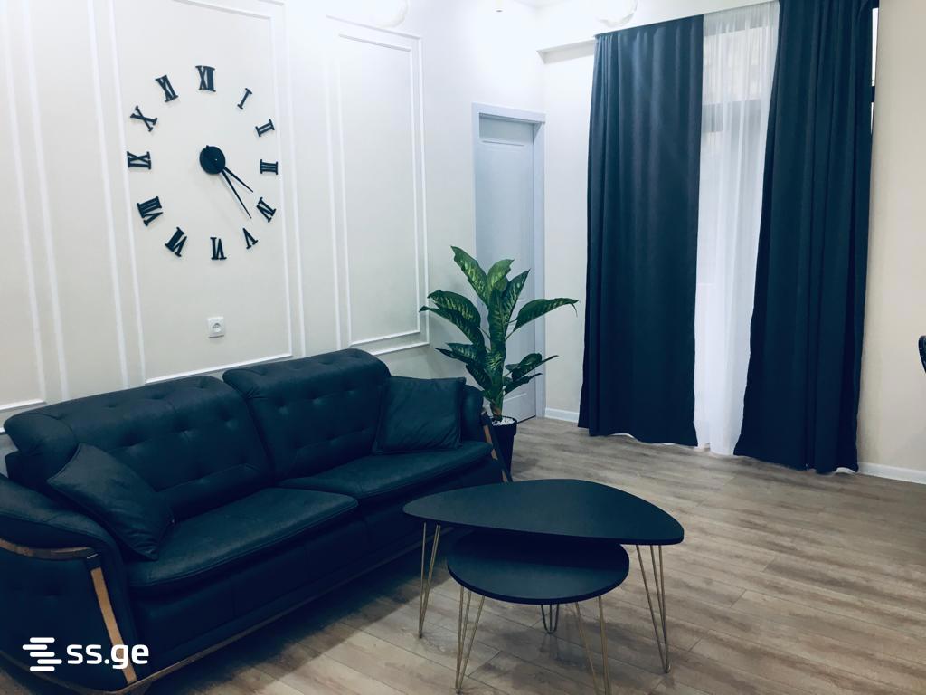 nucubidze st. 211 - 3 rooms