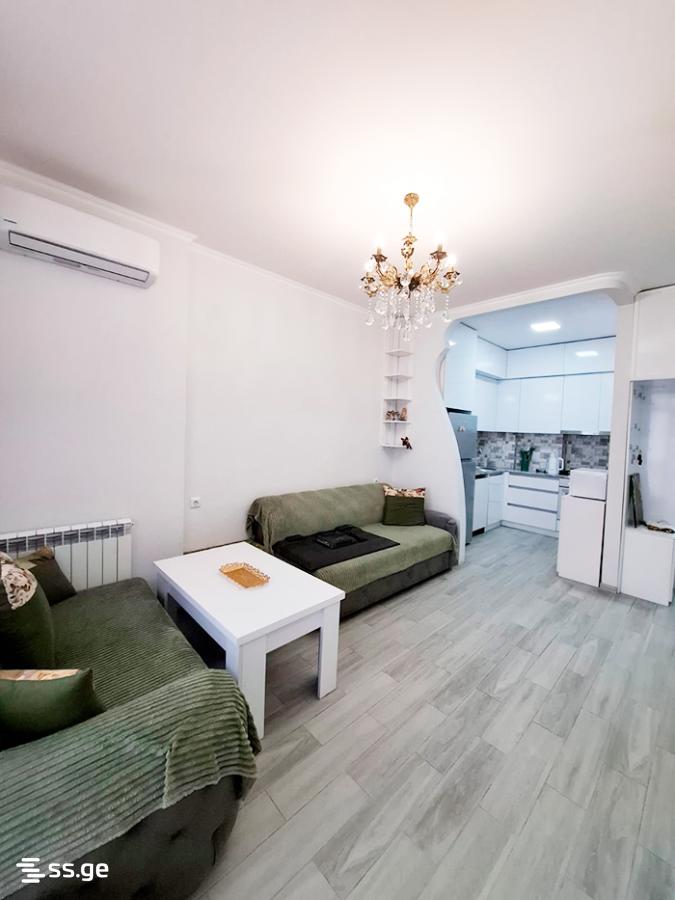 Tbel Abuseridze st. 5 - 3 rooms