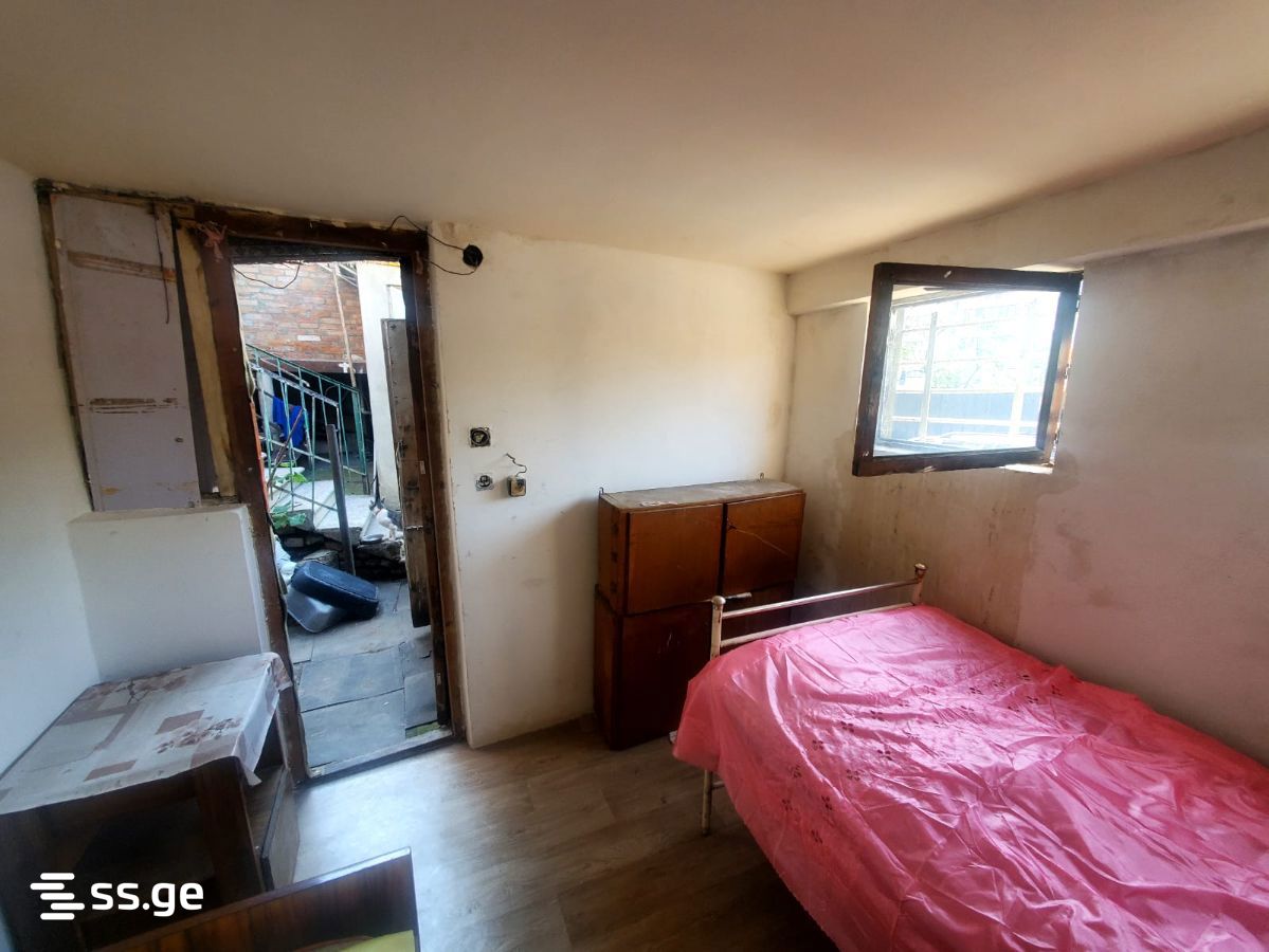 nucubidze st. 60 - 1 rooms