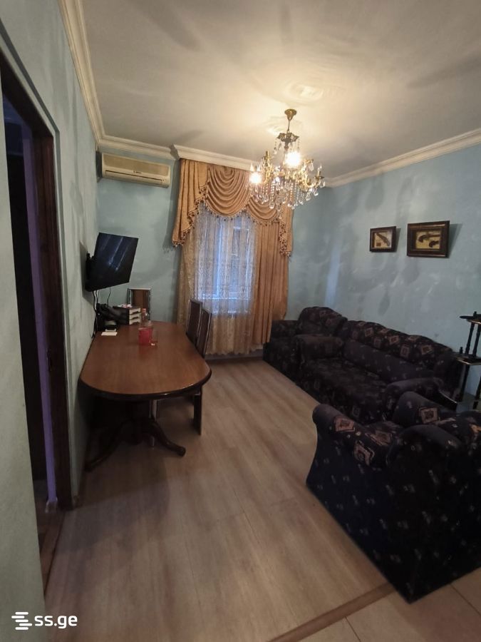 38 - 4 rooms