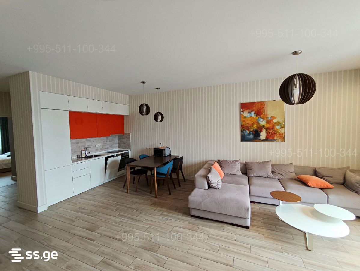12 - 4 rooms