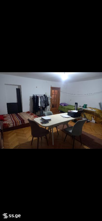 5 - 4 rooms