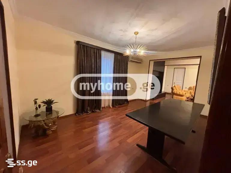 ckneti st. - 4 rooms