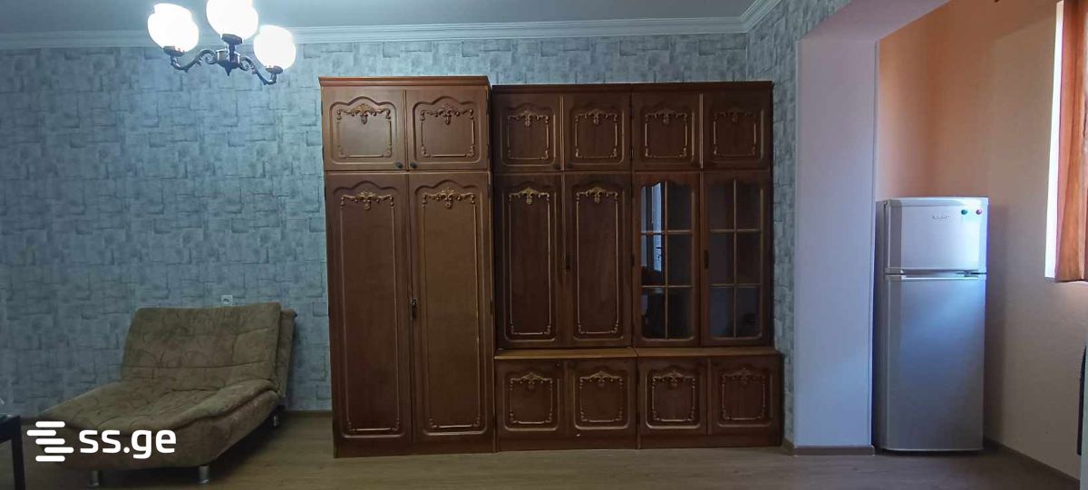 Zviad Gamsakhurdia st. - 1 rooms