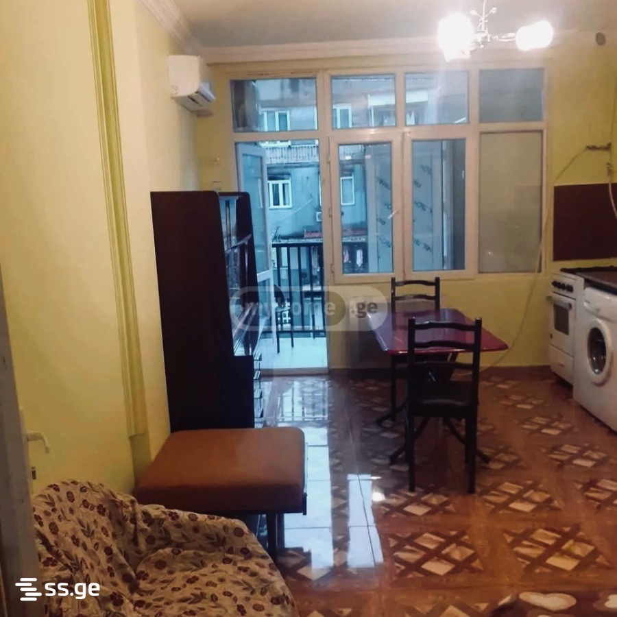 3 - 2 rooms