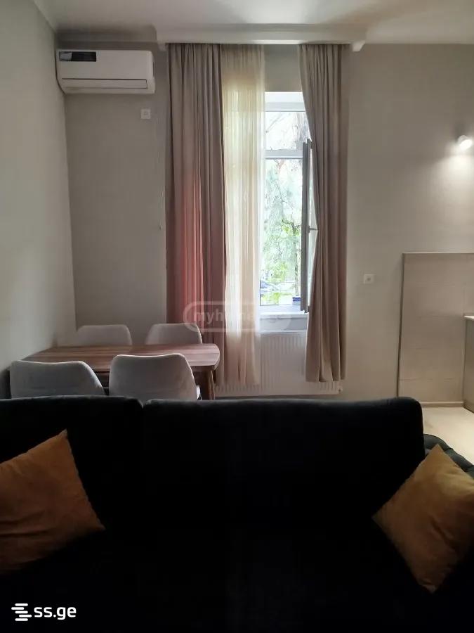 4-10 - 2 rooms