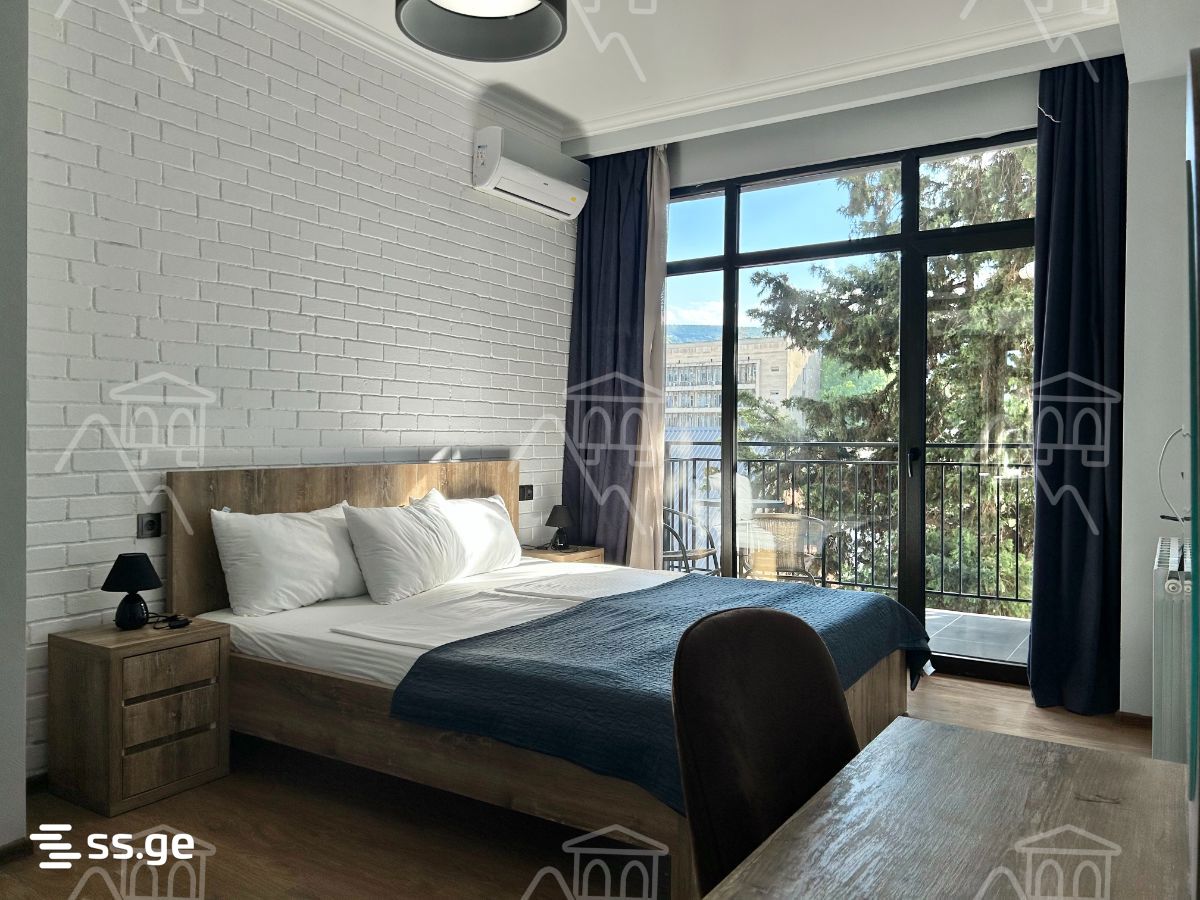 ninoshvili st. 69 - 4 rooms