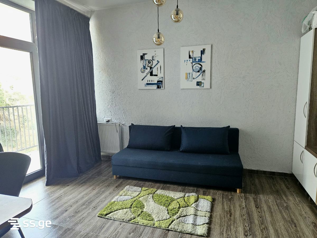 B. Zghenti St. 7 - 1 rooms