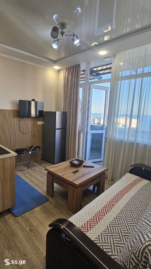 32 - 3 rooms