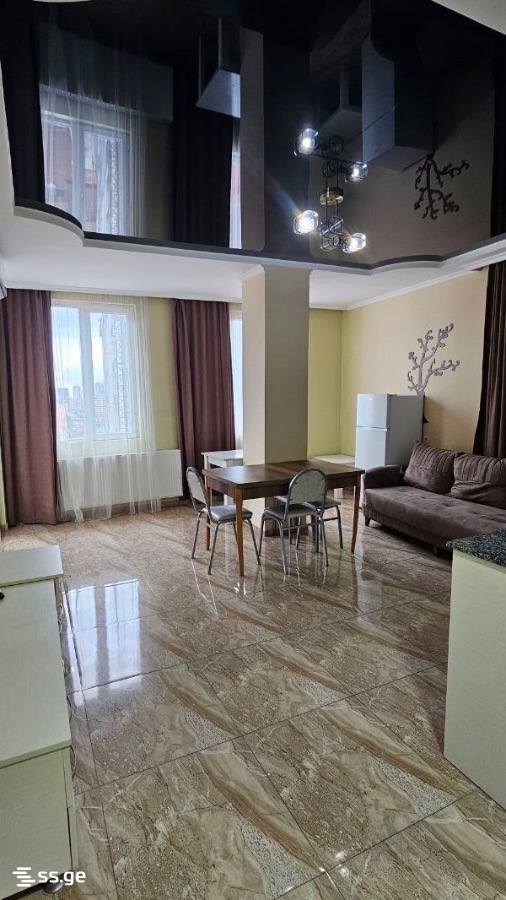 24 - 3 rooms
